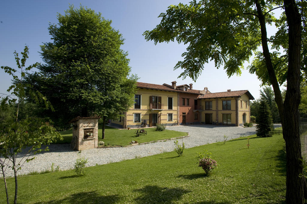 Agriturismo Cascina Monchiero Bra Bagian luar foto