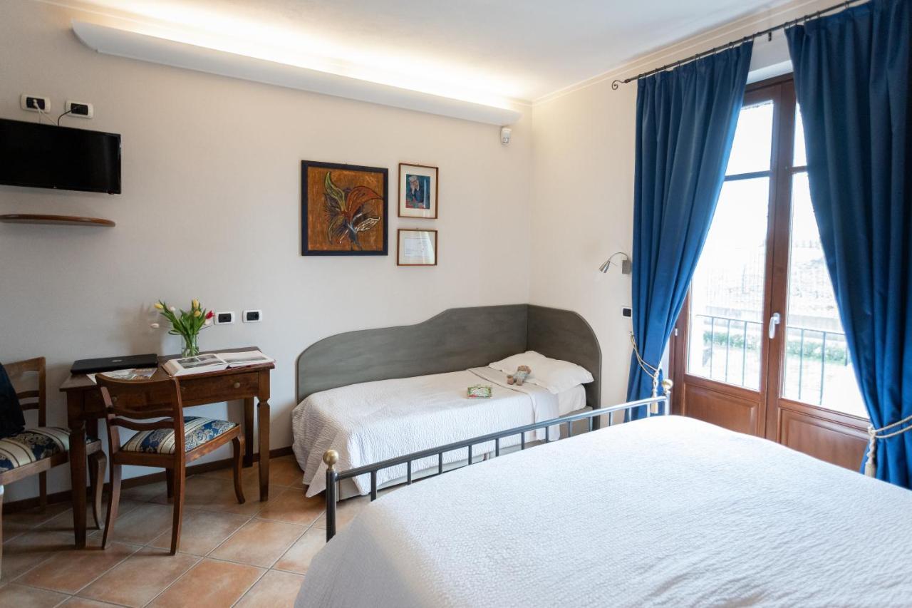 Agriturismo Cascina Monchiero Bra Bagian luar foto