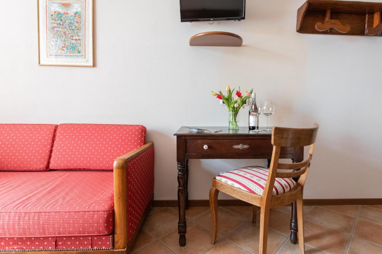 Agriturismo Cascina Monchiero Bra Bagian luar foto