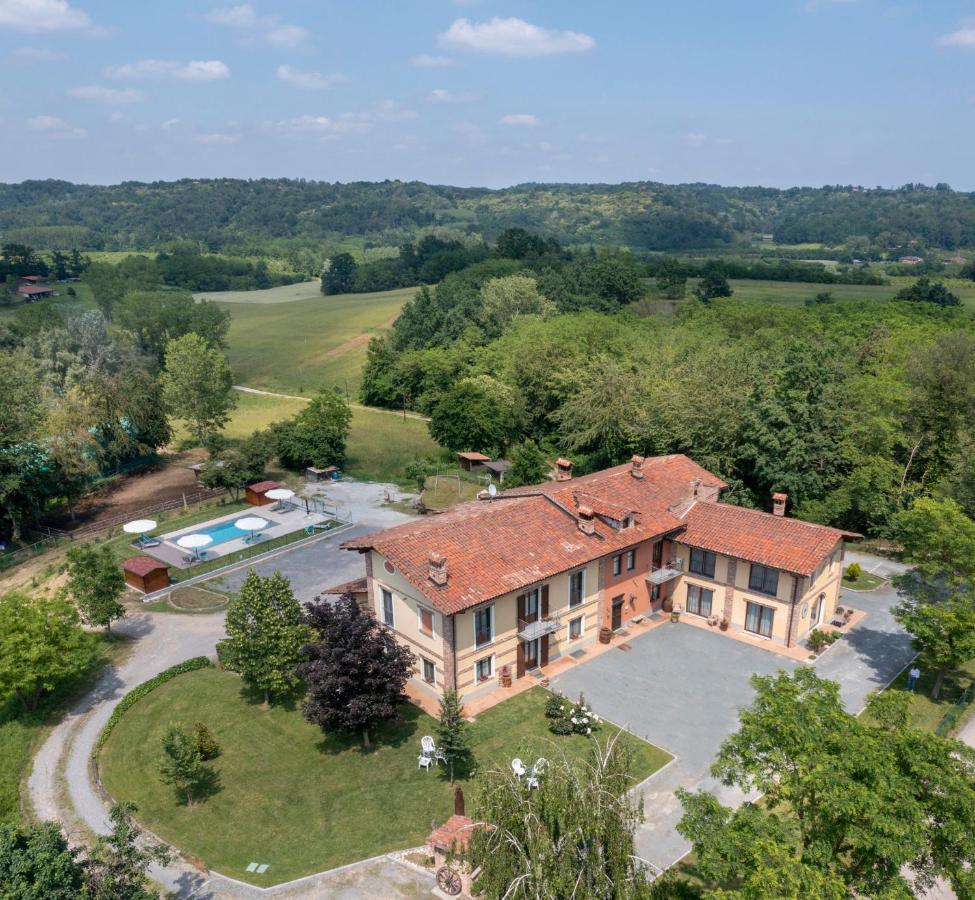 Agriturismo Cascina Monchiero Bra Bagian luar foto