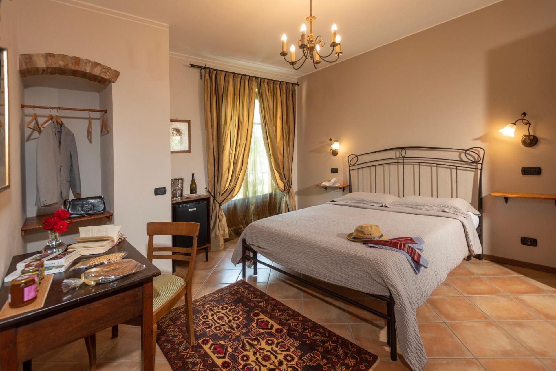 Agriturismo Cascina Monchiero Bra Bagian luar foto