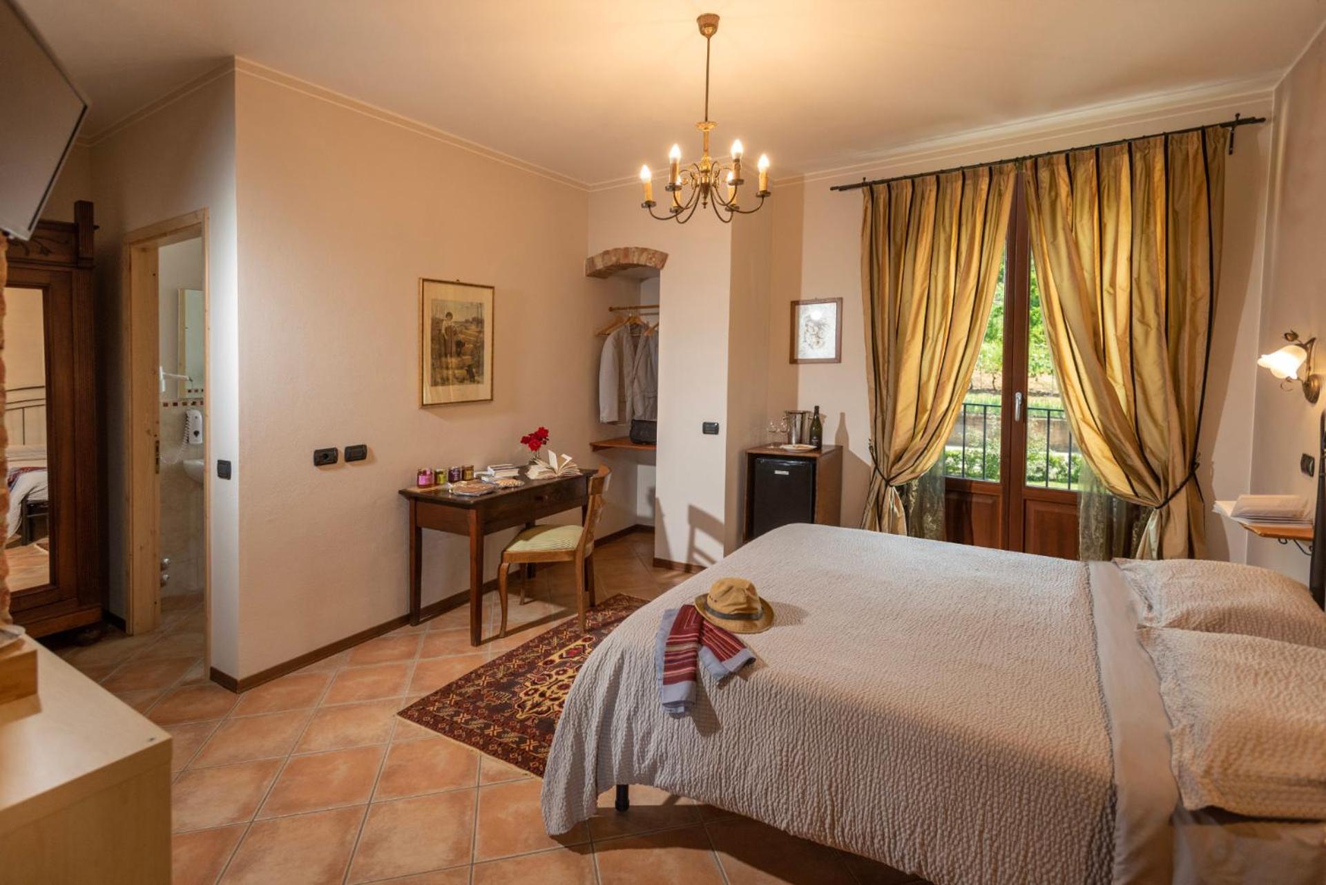 Agriturismo Cascina Monchiero Bra Bagian luar foto