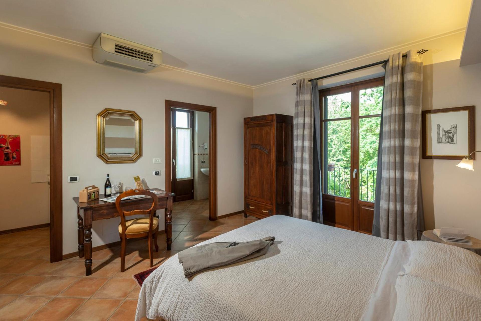Agriturismo Cascina Monchiero Bra Bagian luar foto