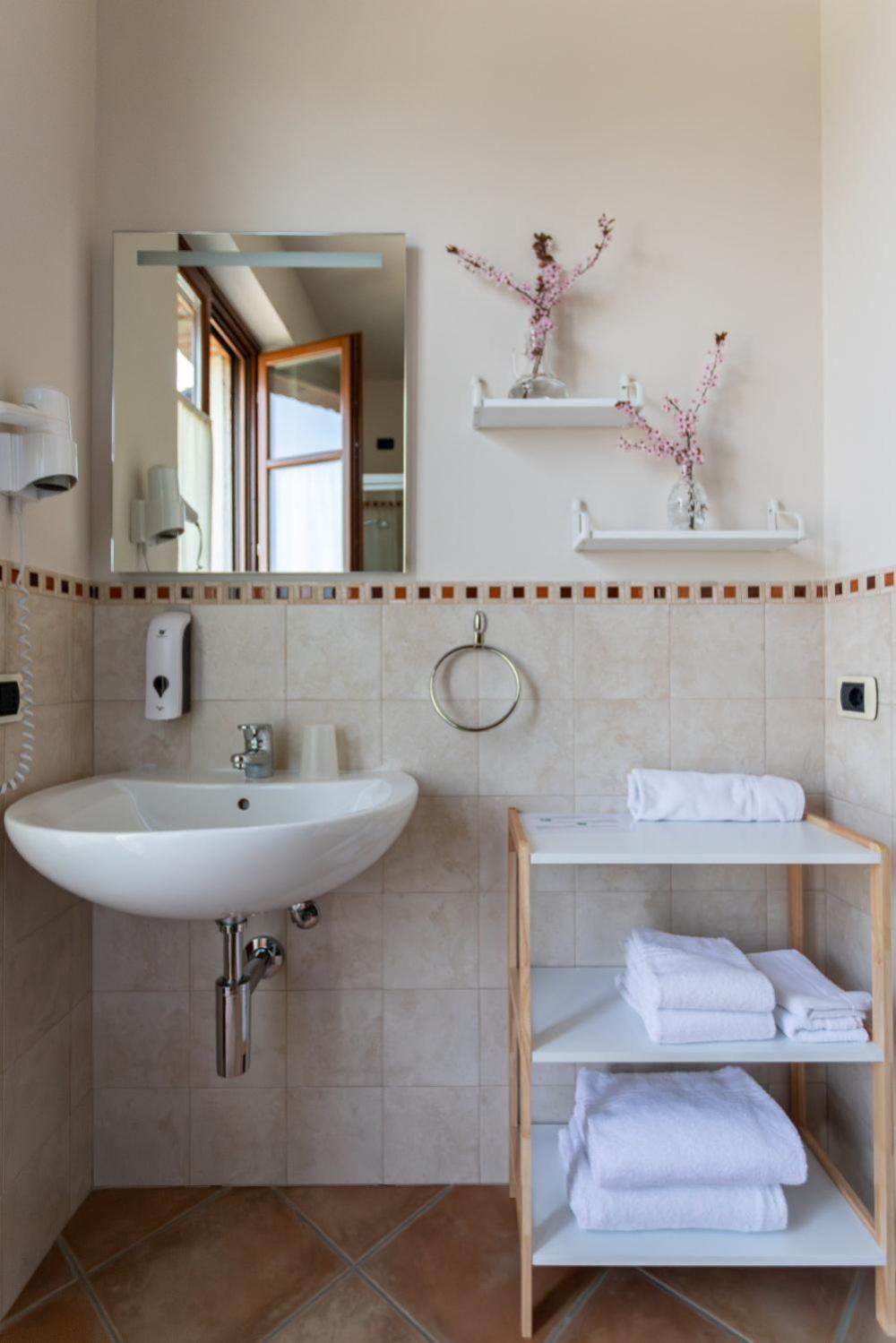 Agriturismo Cascina Monchiero Bra Bagian luar foto
